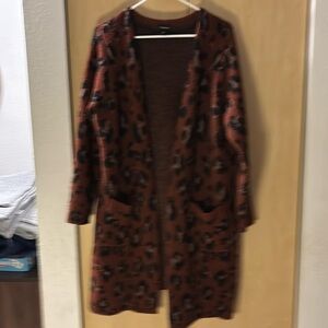 Torrid red cheetah print sweater size 0